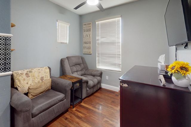 2123 August Way, Olivehurst, CA 95961