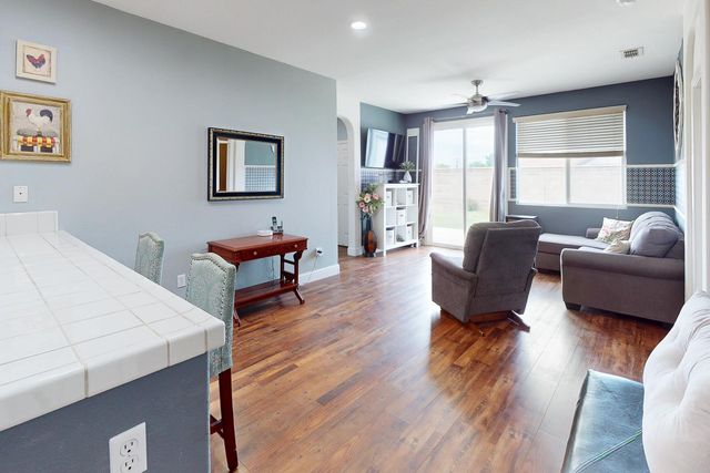 2123 August Way, Olivehurst, CA 95961