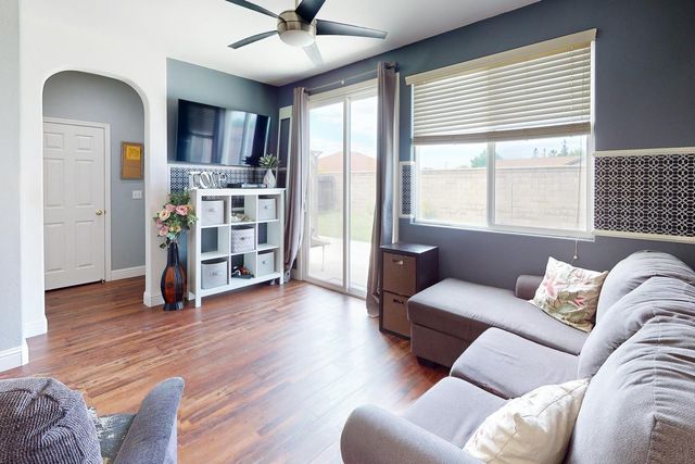 2123 August Way, Olivehurst, CA 95961