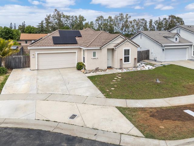 2123 August Way, Olivehurst, CA 95961