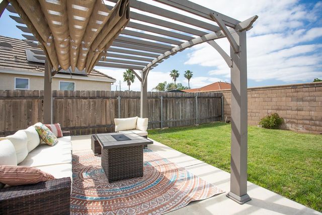 2123 August Way, Olivehurst, CA 95961