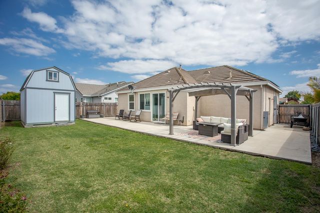 2123 August Way, Olivehurst, CA 95961