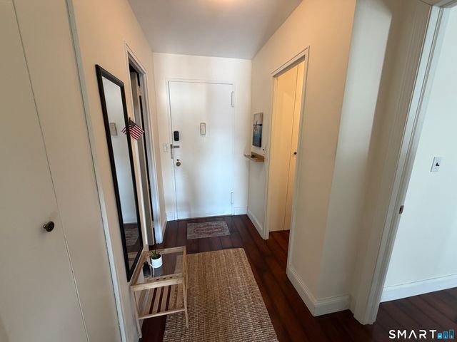 30 Glenbrook Road 8C, Stamford, CT 06902
