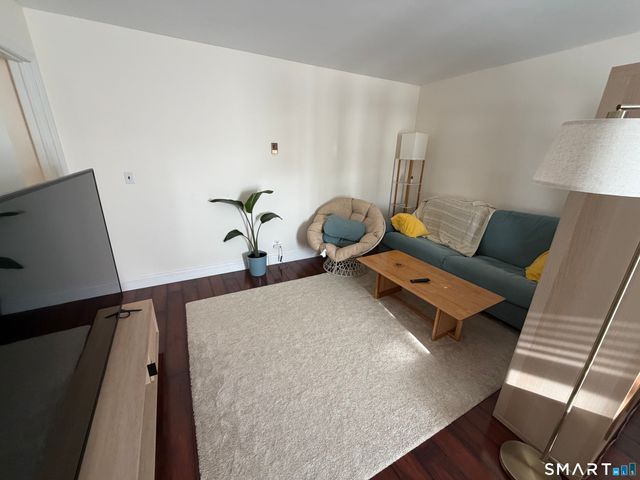 30 Glenbrook Road 8C, Stamford, CT 06902