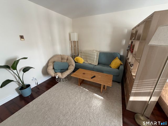 30 Glenbrook Road 8C, Stamford, CT 06902