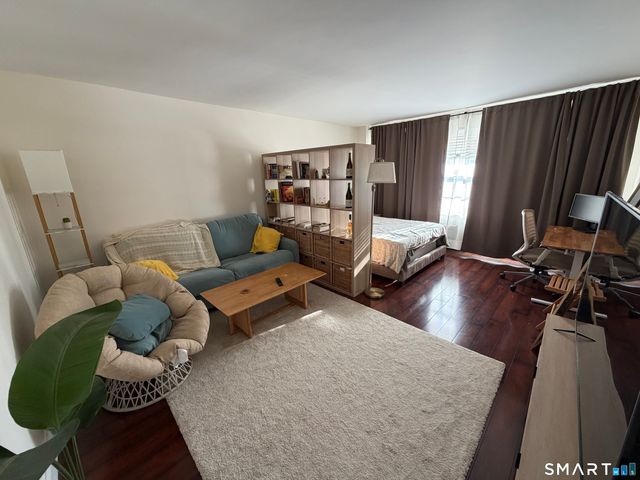30 Glenbrook Road 8C, Stamford, CT 06902
