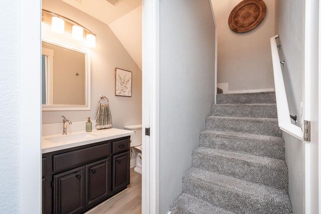 4062 Quarry Ct, Loomis, CA 95650
