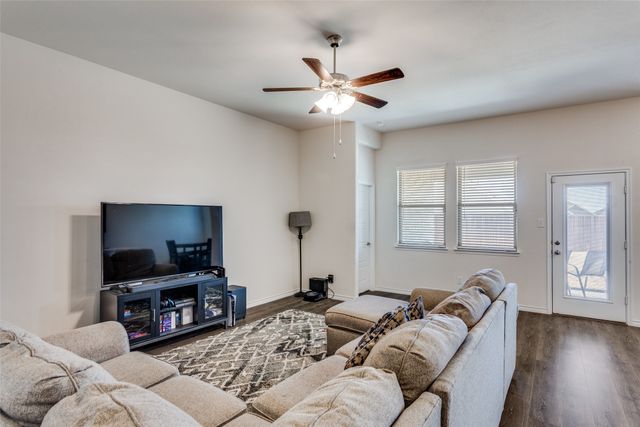 206 Mockingbird Way, Caddo Mills, TX 75135