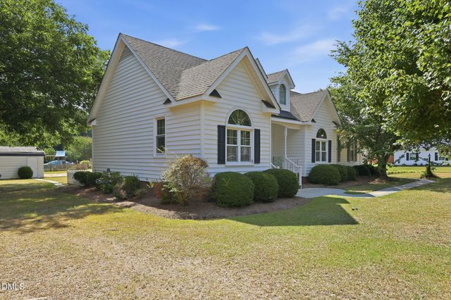 1118 Warren Road, Erwin, NC 28339