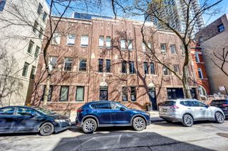 2035 N Orleans Street 4W, Chicago, IL 60614
