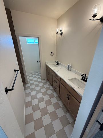 670 Sunset Valley Street, Grand Junction, CO 81504