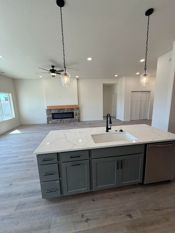 670 Sunset Valley Street, Grand Junction, CO 81504