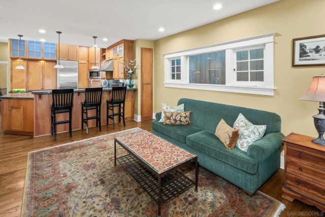 2124 Sunset Blvd, San Diego, CA 92103