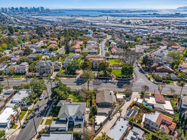 2124 Sunset Blvd, San Diego, CA 92103