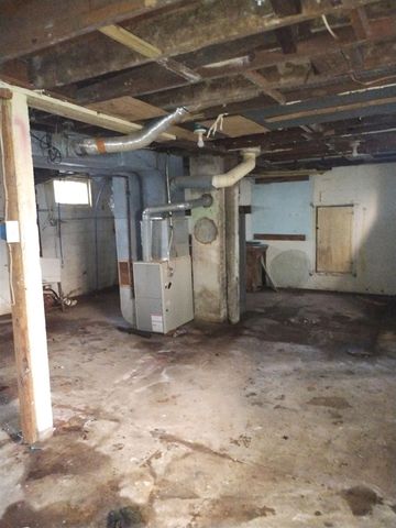 2202 Swayze Street, Flint, MI 48503