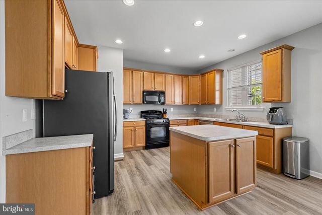 25 HUNTING CREEK LN, Stafford, VA 22556