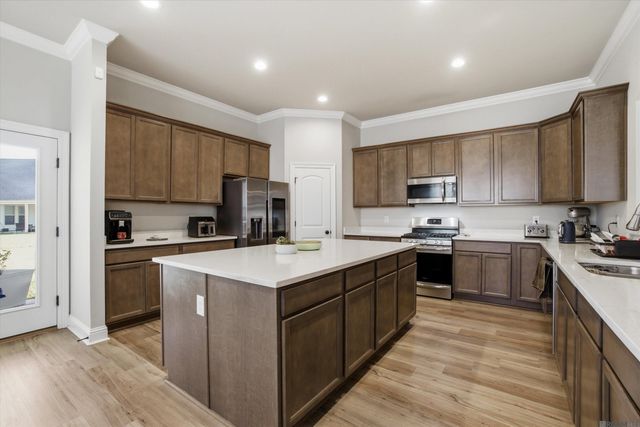 14264 Impala Run Ct, Denham Springs, LA 70726