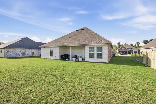 14264 Impala Run Ct, Denham Springs, LA 70726