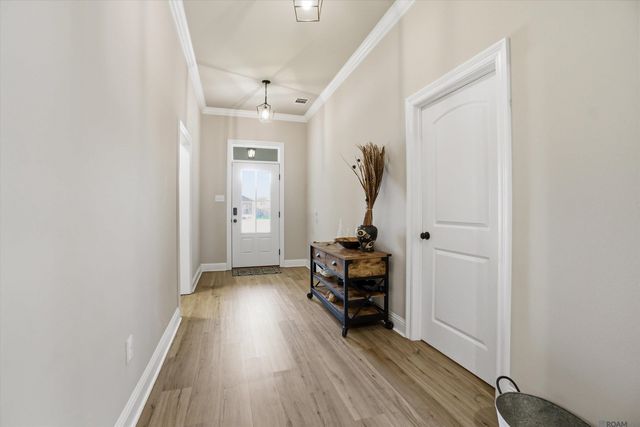 14264 Impala Run Ct, Denham Springs, LA 70726