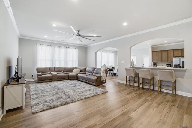 14264 Impala Run Ct, Denham Springs, LA 70726