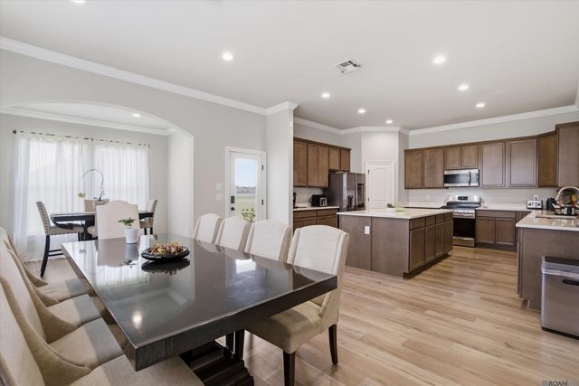 14264 Impala Run Ct, Denham Springs, LA 70726