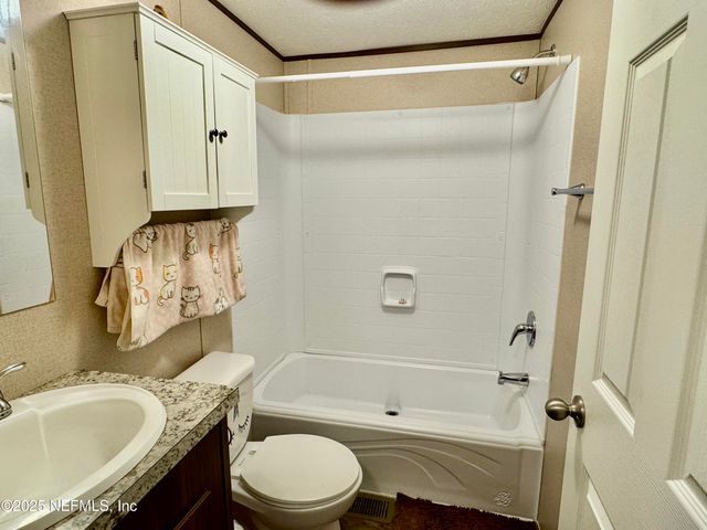 410 LILY Trail, Interlachen, FL 32148