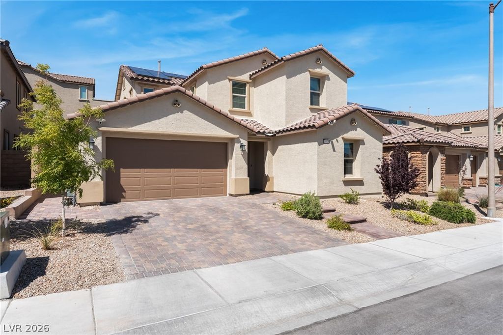 10124 Skye Saddle Avenue, Las Vegas, NV 89166 — photo 4