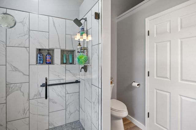 17148 Seneca Court, Howard City, MI 49329