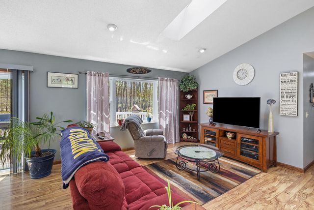17148 Seneca Court, Howard City, MI 49329