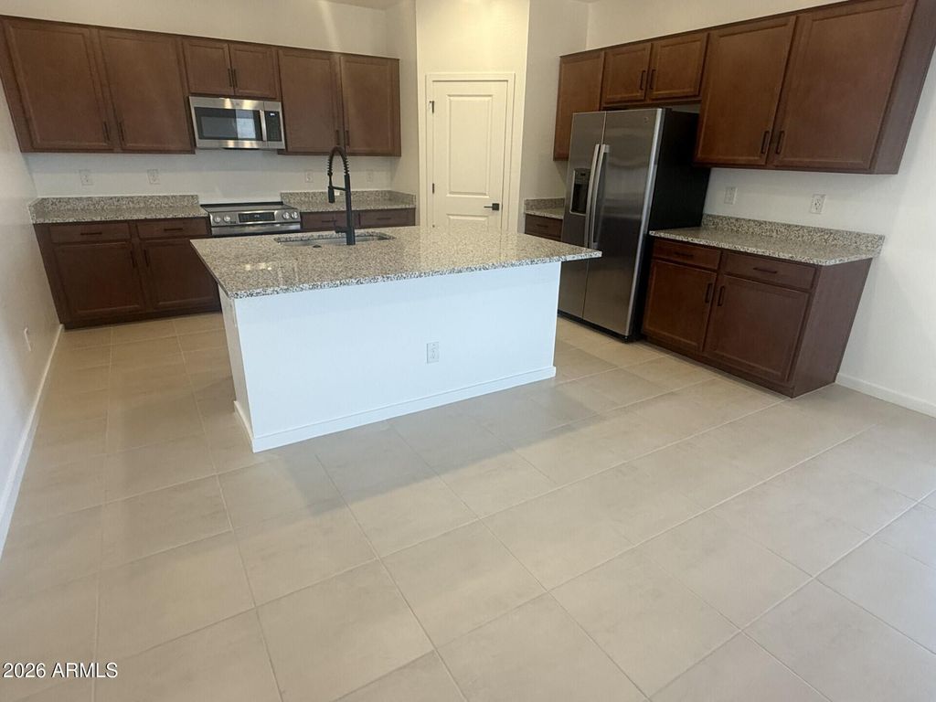 Image 2 of property listing at 25178 W LA SALLE Street, Buckeye, AZ 85326