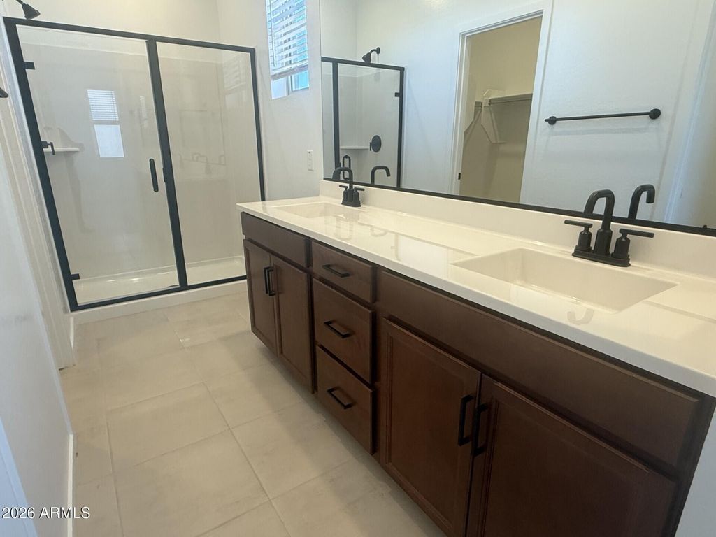 Image 5 of property listing at 25178 W LA SALLE Street, Buckeye, AZ 85326