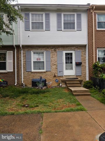2828 BEECHTREE LN, Woodbridge, VA 22191