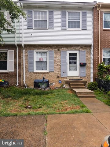 2828 BEECHTREE LN, Woodbridge, VA 22191
