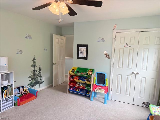 215 Monticello CT, Smithfield, VA 23430