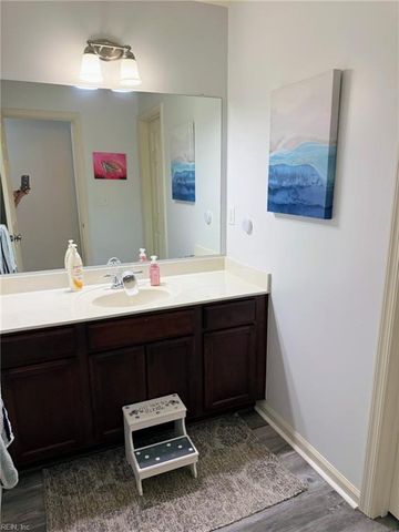 215 Monticello CT, Smithfield, VA 23430