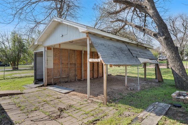 2012 N 5th Street, Waco, TX 76708
