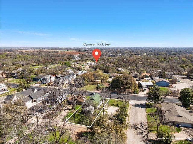 2012 N 5th Street, Waco, TX 76708