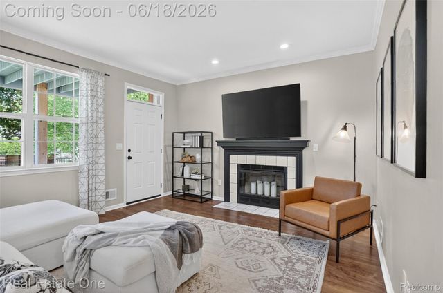 475 Court Lane, Oceola Township, MI 48843
