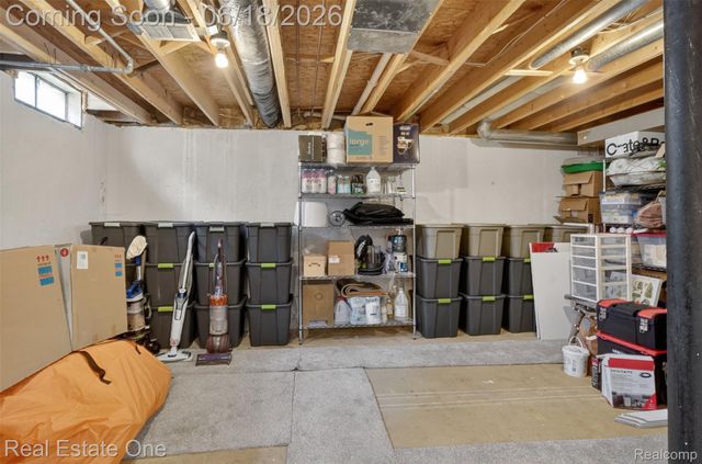 475 Court Lane, Oceola Township, MI 48843