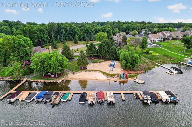 475 Court Lane, Oceola Township, MI 48843
