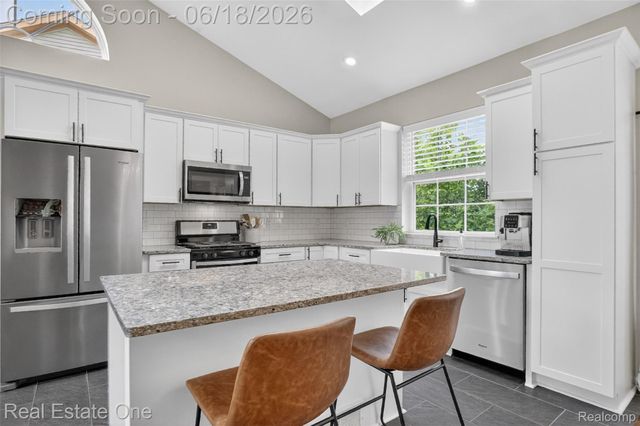 475 Court Lane, Oceola Township, MI 48843