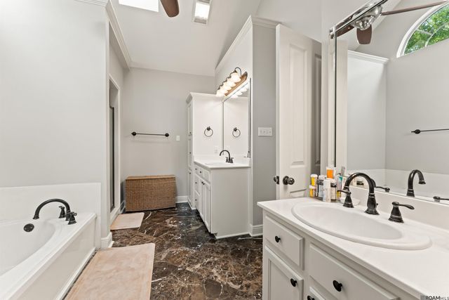 3607 Red Clover Ave, Zachary, LA 70791