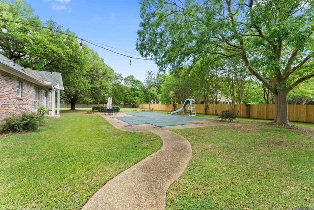 3607 Red Clover Ave, Zachary, LA 70791