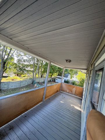 21 Grafton Ave 21, Westwood, MA 02090