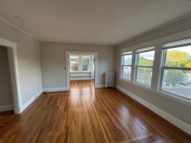 21 Grafton Ave 21, Westwood, MA 02090