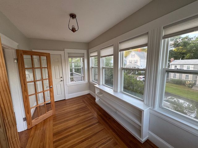 21 Grafton Ave 21, Westwood, MA 02090