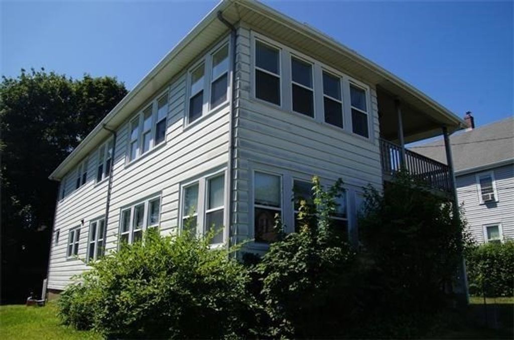 21 Grafton Ave 21, Westwood, MA 02090