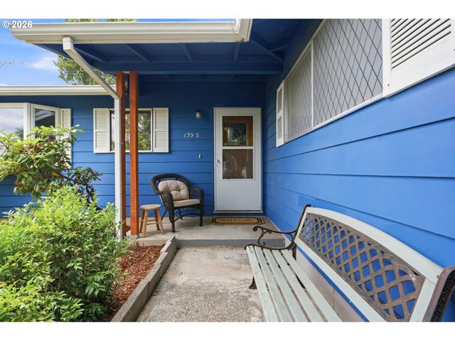 1352 ASTOR Way, Woodburn, OR 97071