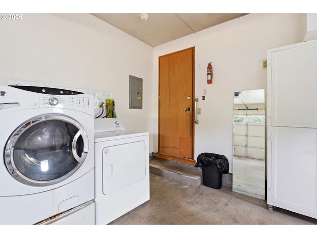 1352 ASTOR Way, Woodburn, OR 97071