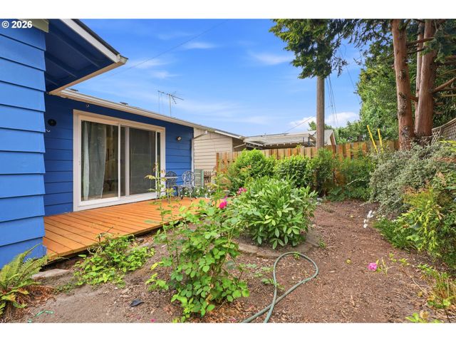 1352 ASTOR Way, Woodburn, OR 97071